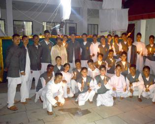 view gallery diwali_2017.jpg