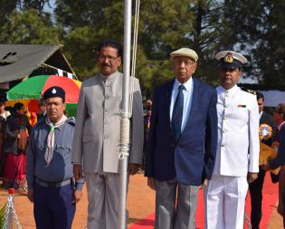 view gallery schl_day.jpg